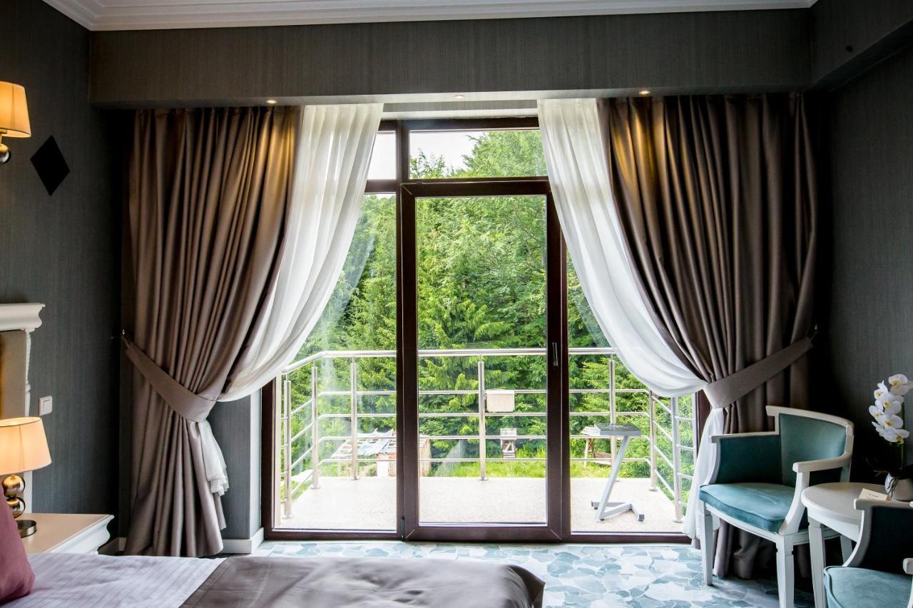 Hotel Carpat Inn Azuga Eksteriør billede